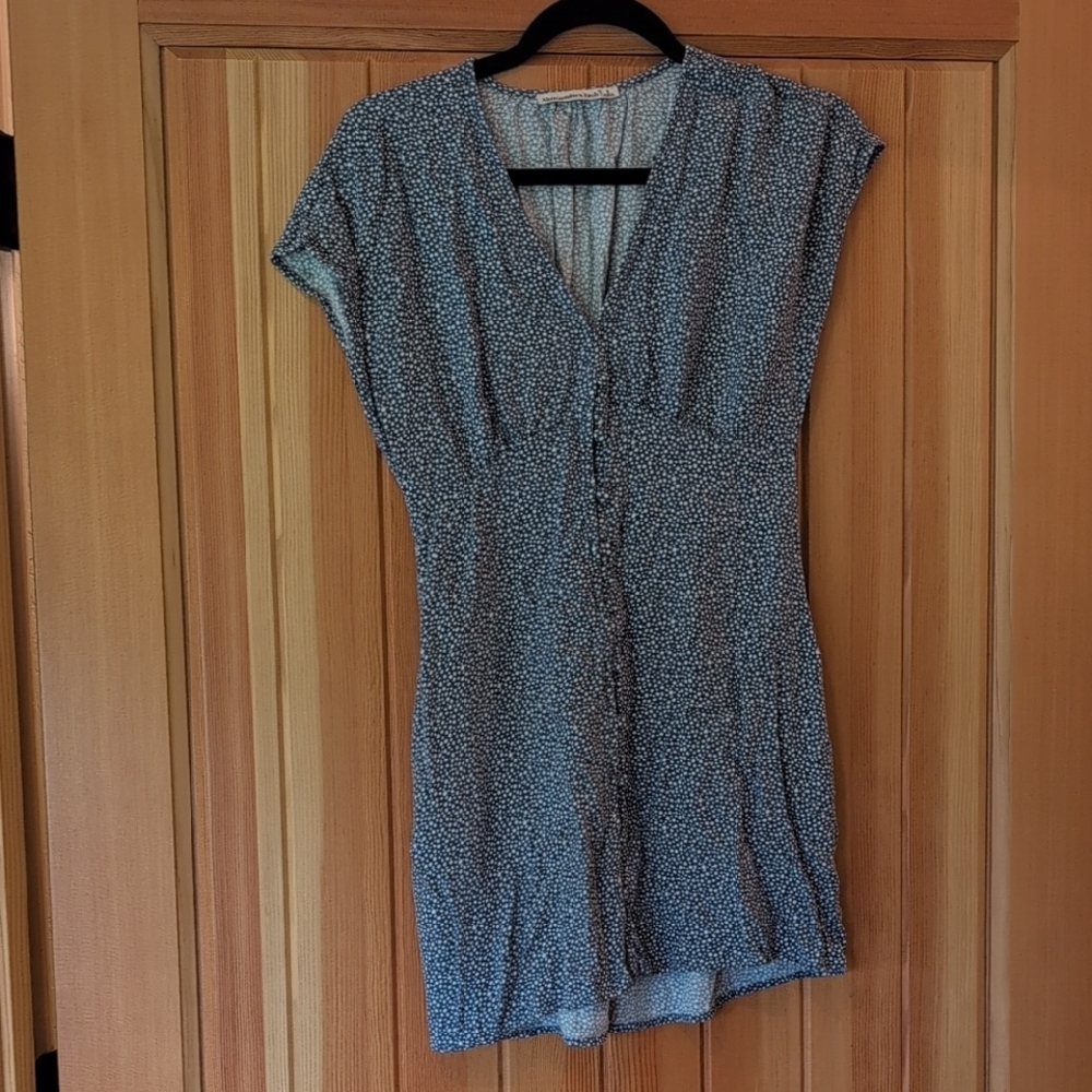Abercrombie & Fitch Blue And White V Neck Dress